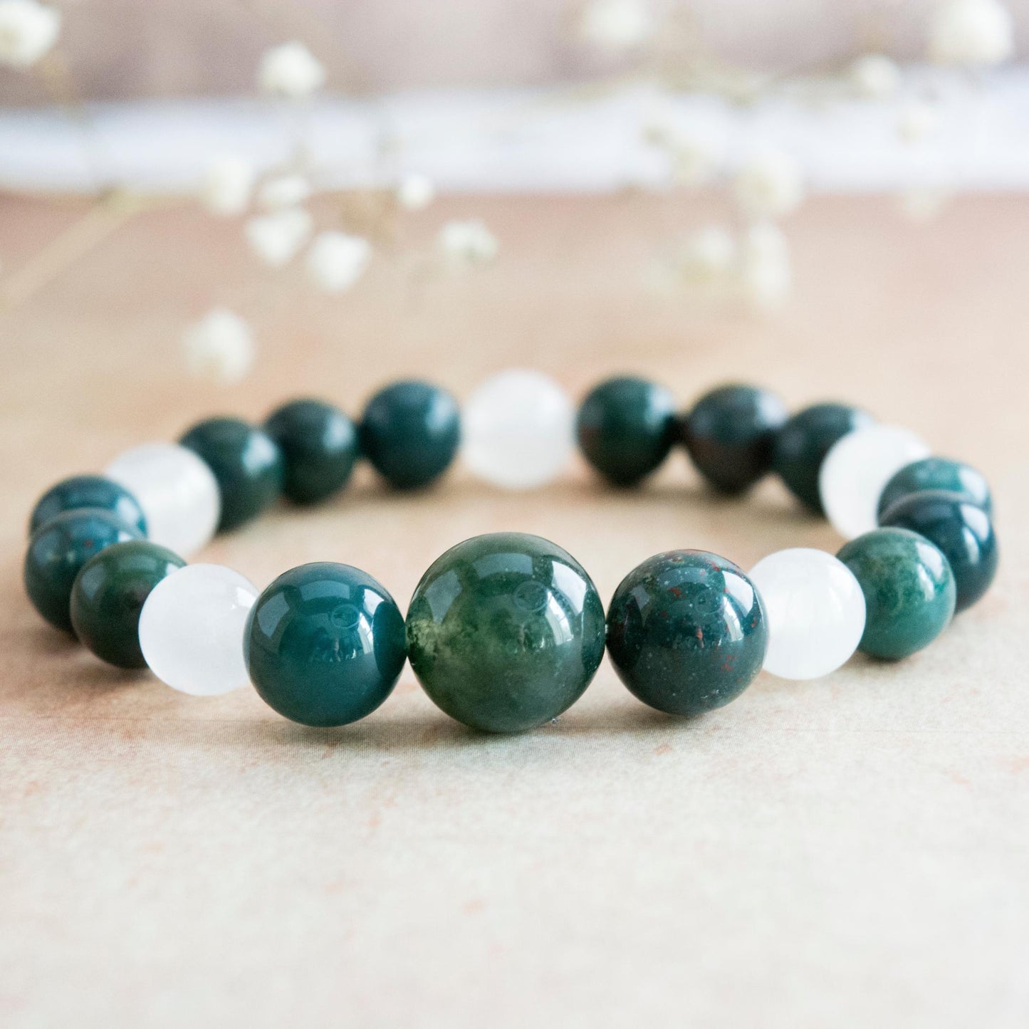 Moss Agate and Selenite, Beaded Healing Bracelet, Crystals for grounding balance harmony patience, Spiritual Jewelry, Strech bracelet