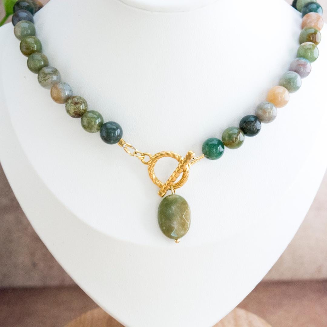 Indian agate crystal beaded princess necklace, Elegant Gemstone necklace for her, Green necklace, Self confidence crystal jewelry, Grounding